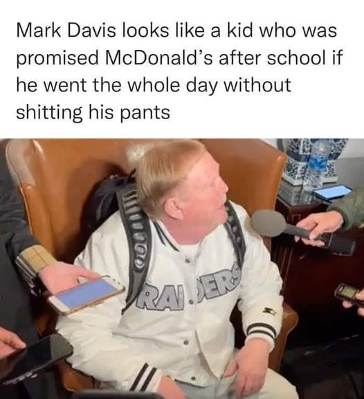 LMAO – he does!  #BillionaireHaircut #Billionaire #Raiders #LasVegasRaiders #NFL #Football #NFLFootball #NFLNews #NFLMemes #Sports #XZEmpire #XZSports